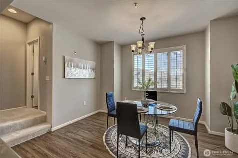15720 Manor Way Lynnwood WA 98087