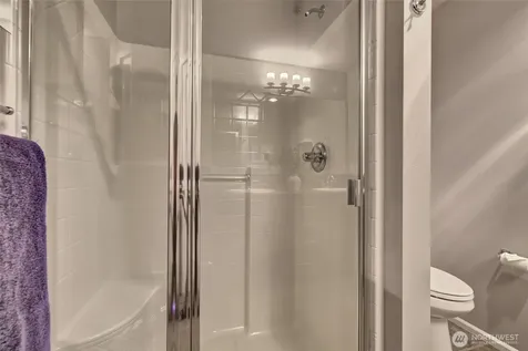 15720 Manor Way Lynnwood WA 98087