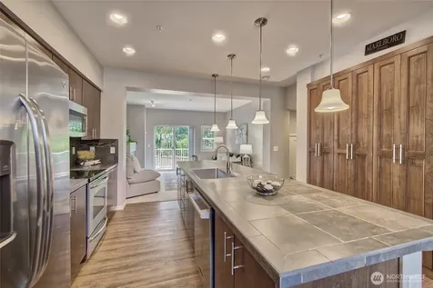 15720 Manor Way Lynnwood WA 98087