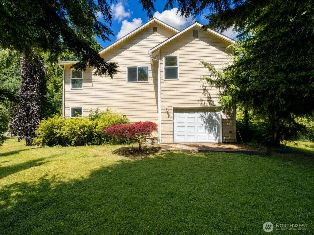 79 G Mukilteo Way Hat Island WA 98206