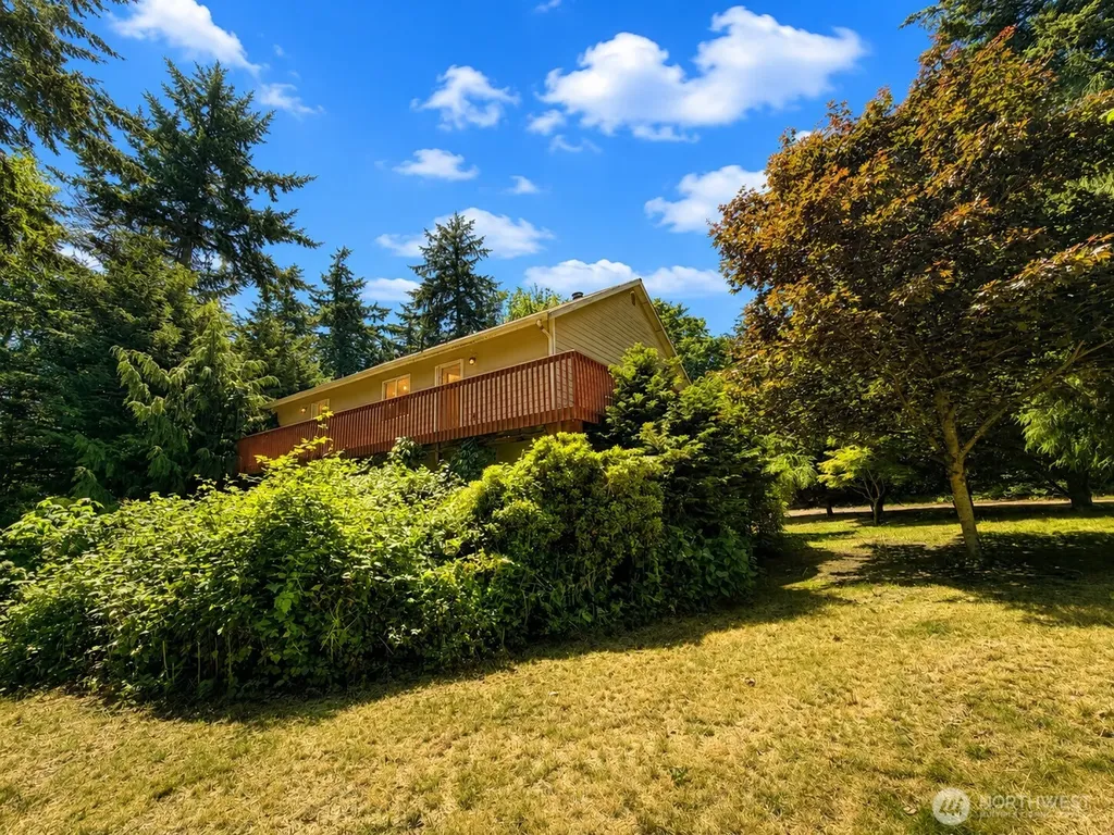 79 G Mukilteo Way Hat Island WA 98206