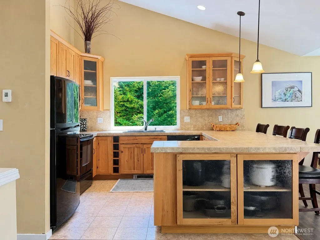 79 G Mukilteo Way Hat Island WA 98206
