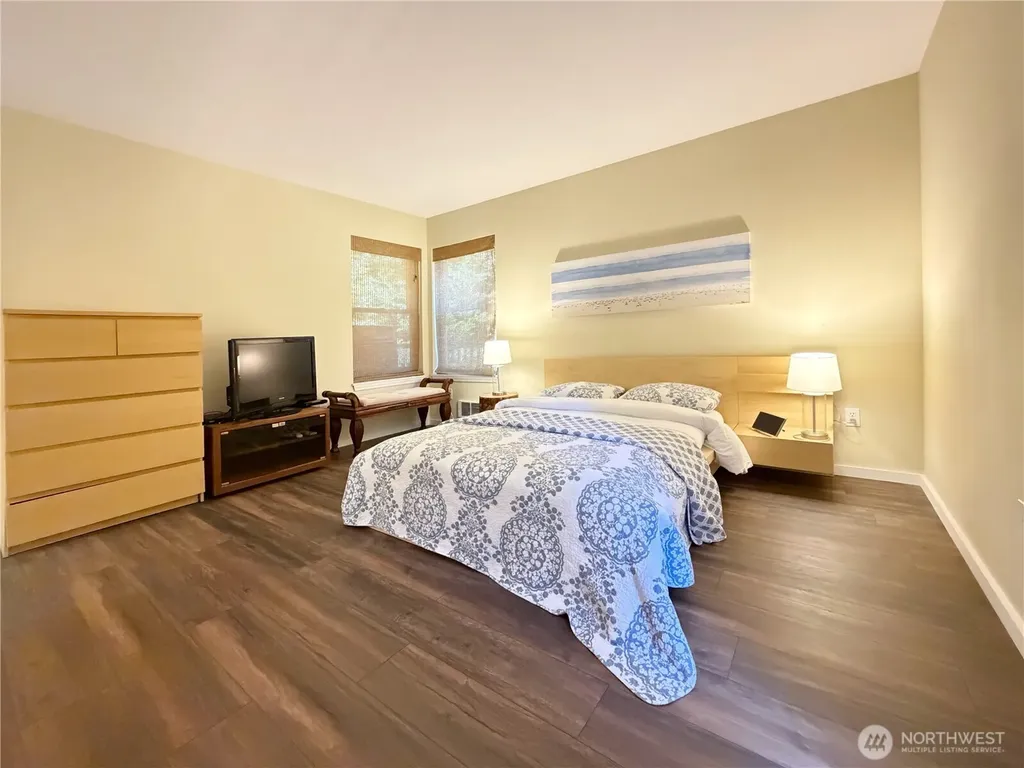 79 G Mukilteo Way Hat Island WA 98206