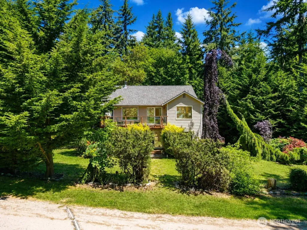 79 G Mukilteo Way Hat Island WA 98206