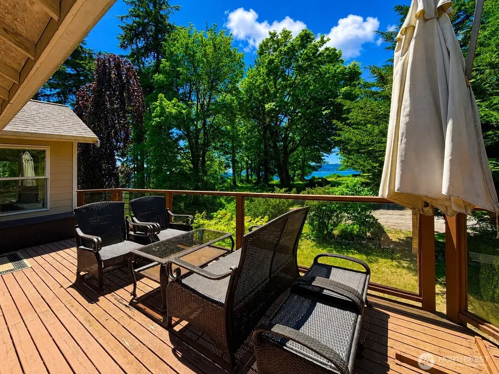 79 G Mukilteo Way Hat Island WA 98206