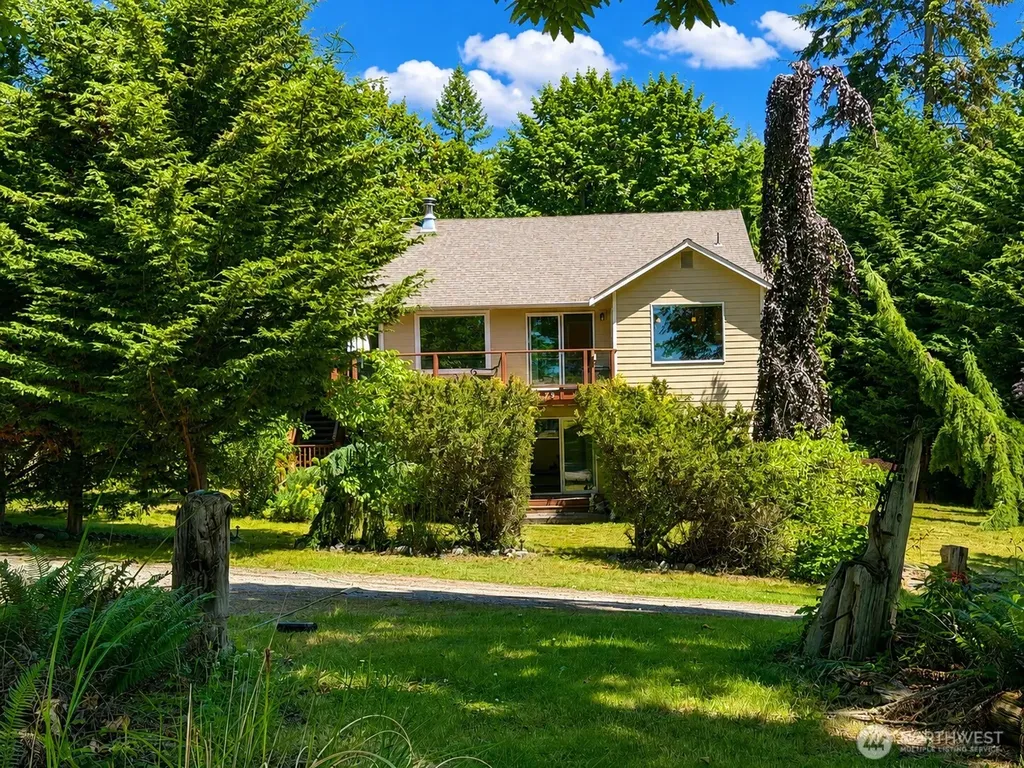79 G Mukilteo Way Hat Island WA 98206