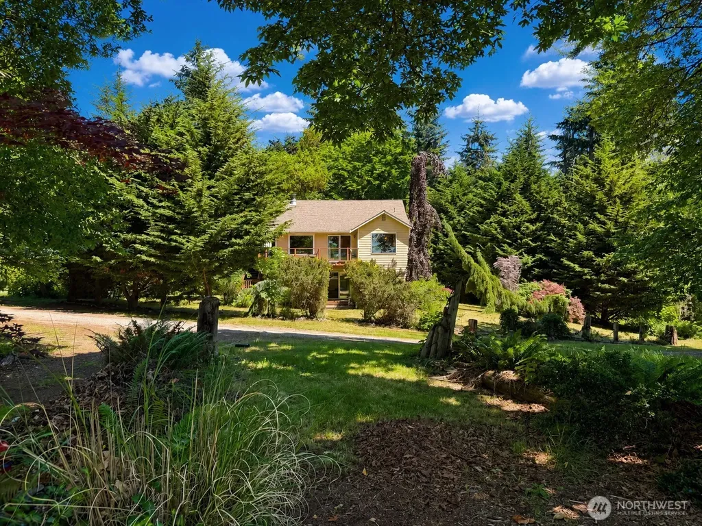 79 G Mukilteo Way Hat Island WA 98206