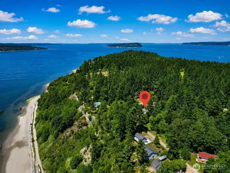 79 G Mukilteo Way Hat Island WA 98206