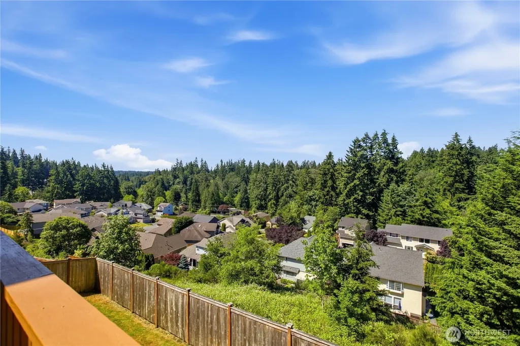 19718 12th Avenue W Lynnwood WA 98036