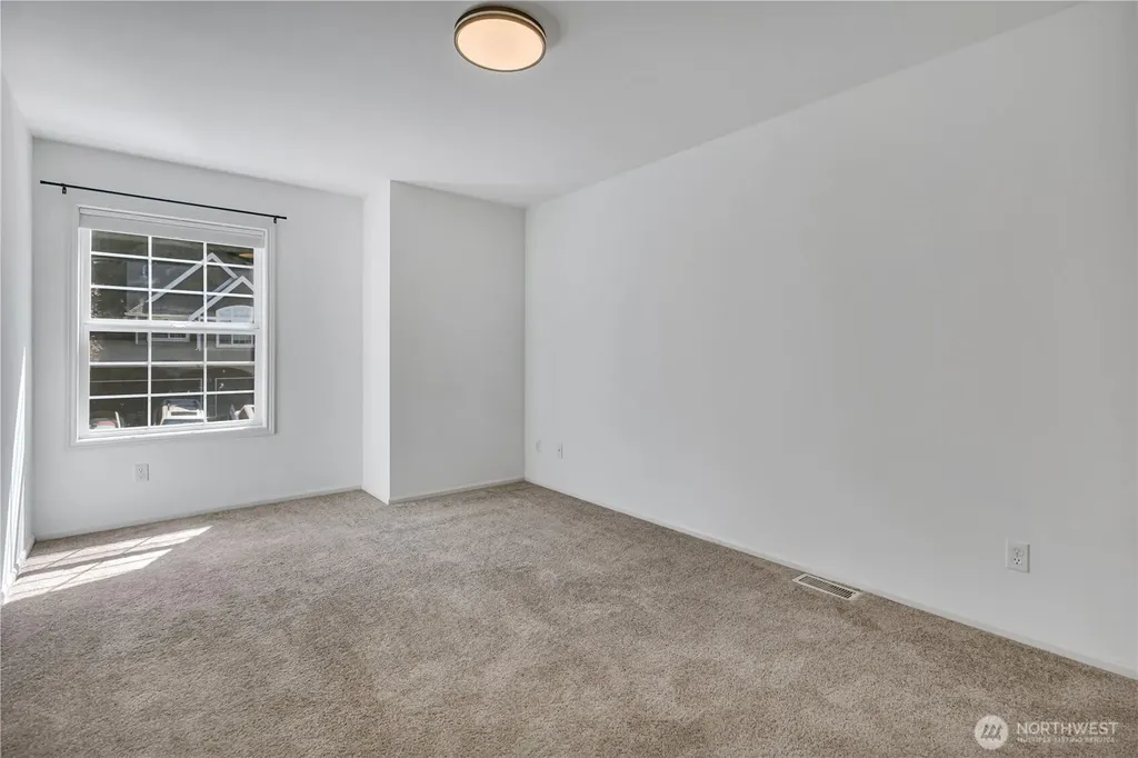 19718 12th Avenue W Lynnwood WA 98036