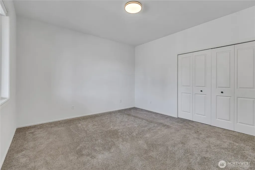19718 12th Avenue W Lynnwood WA 98036