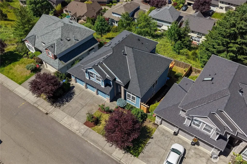 19718 12th Avenue W Lynnwood WA 98036