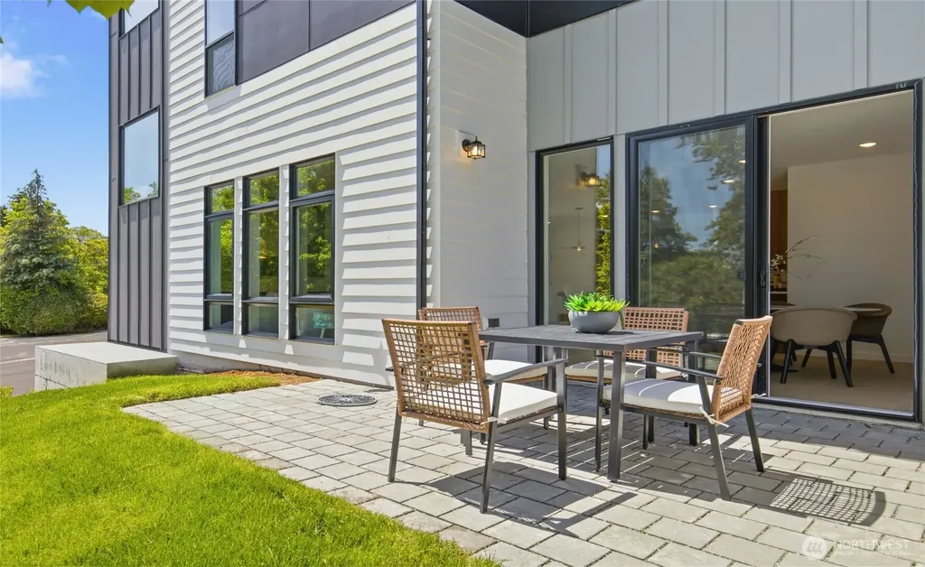 5720 NE 65th Street Seattle WA 98115