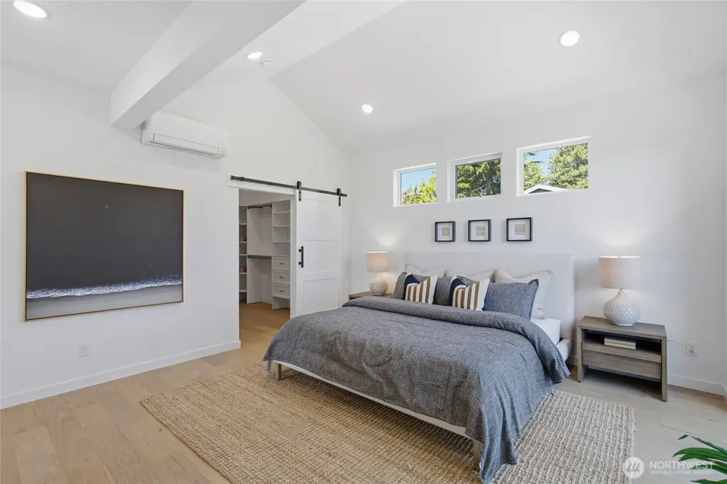 5720 NE 65th Street Seattle WA 98115