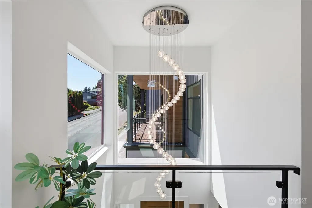 5720 NE 65th Street Seattle WA 98115