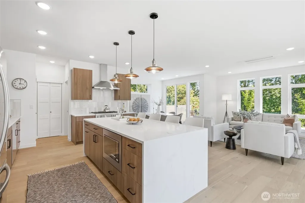 5720 NE 65th Street Seattle WA 98115