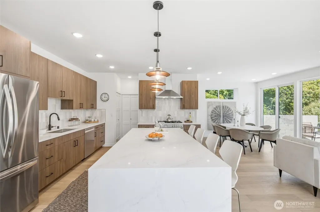 5720 NE 65th Street Seattle WA 98115