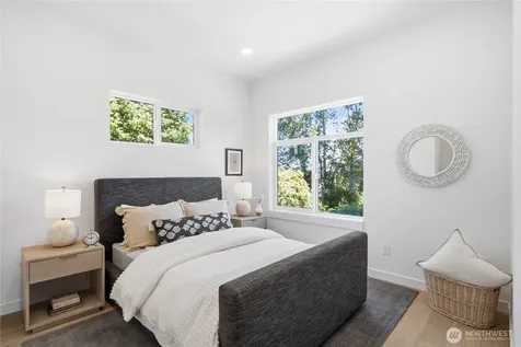 5720 NE 65th Street Seattle WA 98115