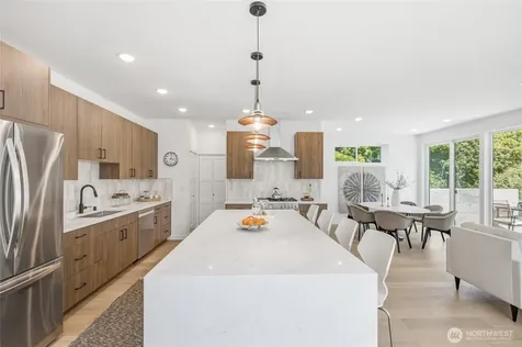 5720 NE 65th Street Seattle WA 98115