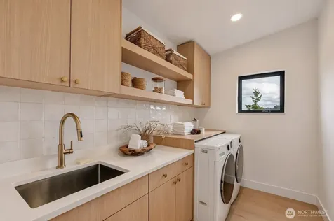 3695 122nd Avenue SE Bellevue WA 98006