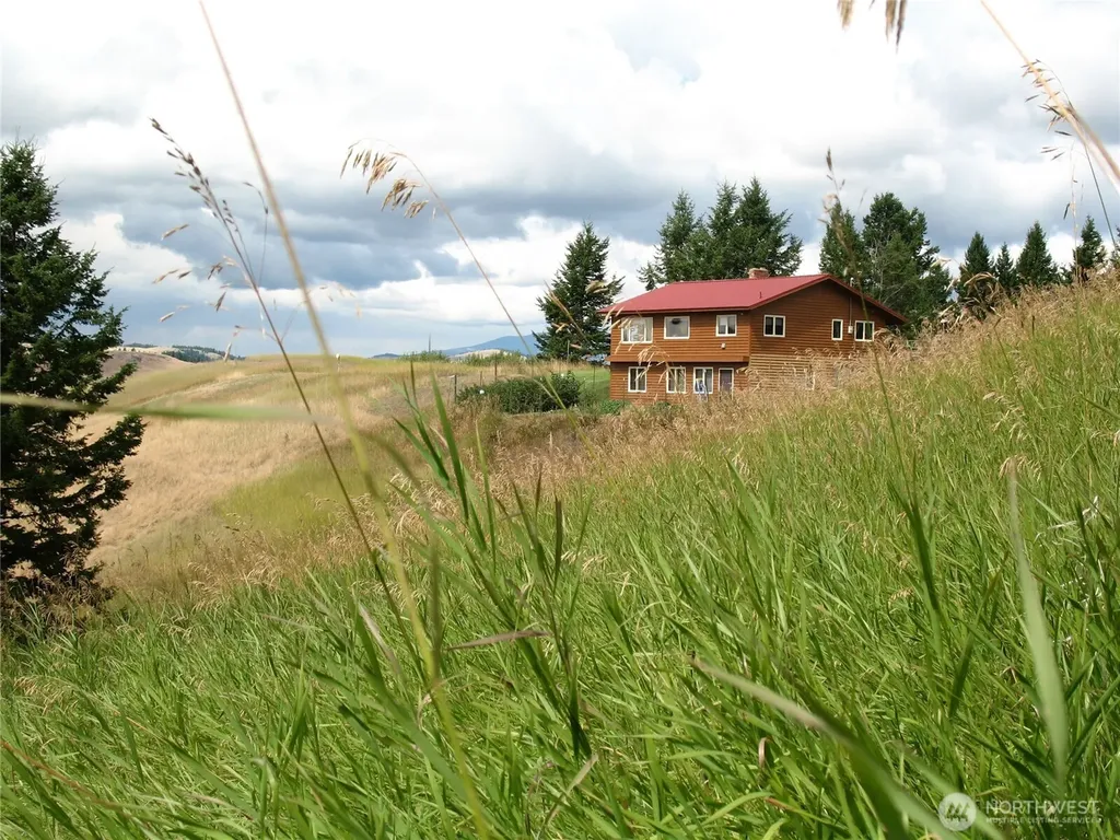 40 Turner Homestead Road Oroville WA 98844