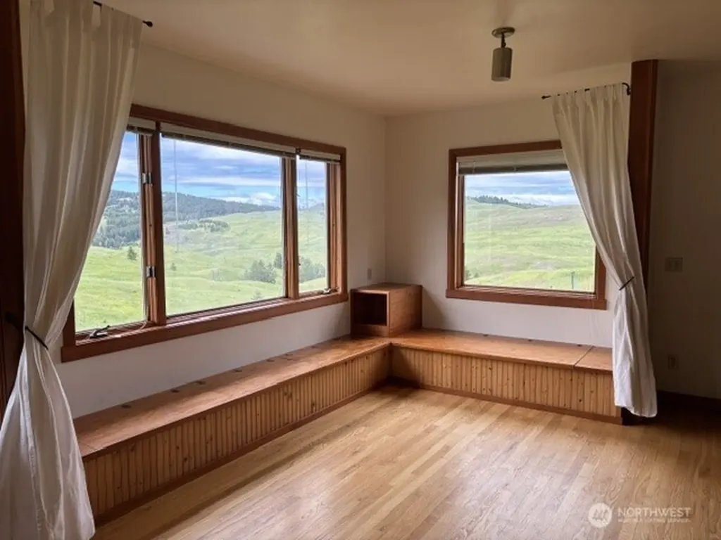 40 Turner Homestead Road Oroville WA 98844