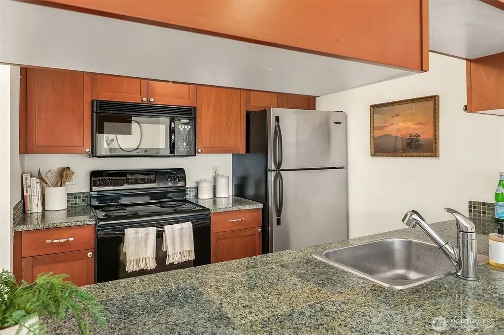 4831 Fauntleroy Way SW Seattle WA 98116