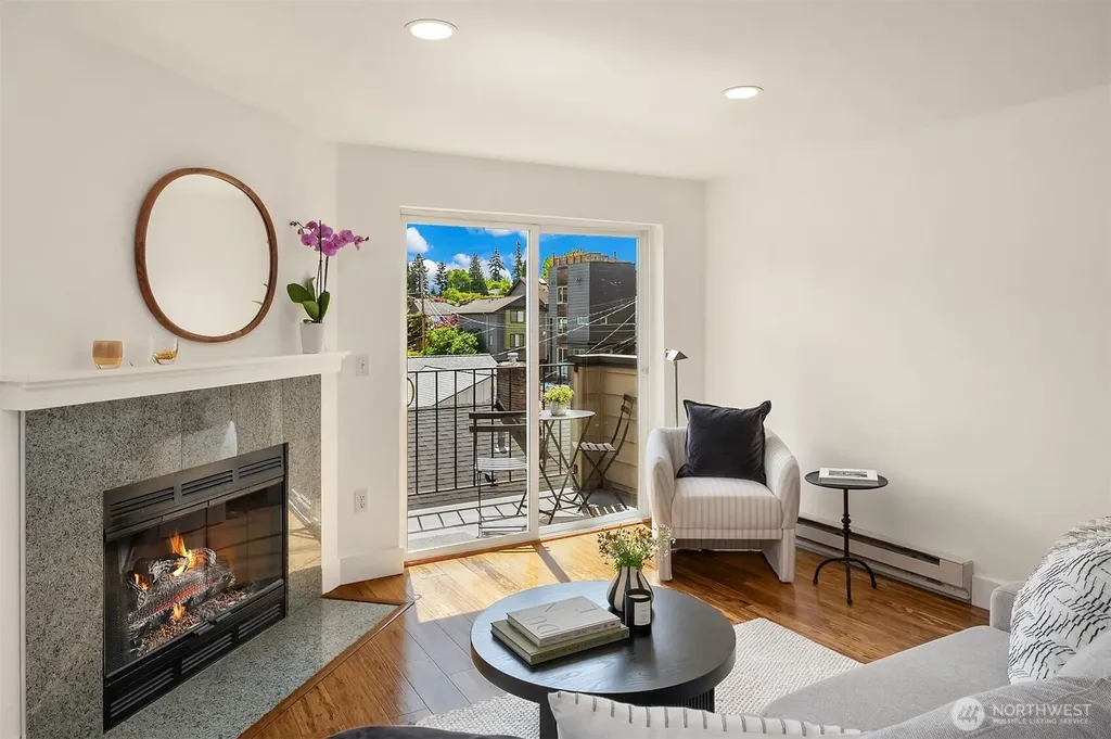 4831 Fauntleroy Way SW Seattle WA 98116