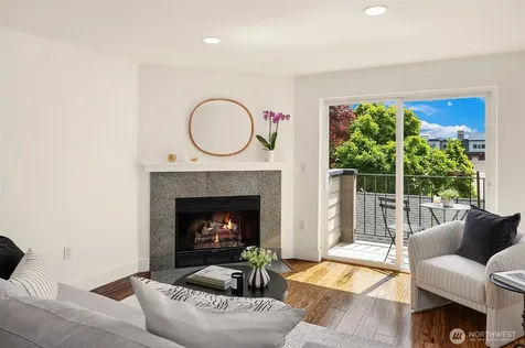 4831 Fauntleroy Way SW Seattle WA 98116
