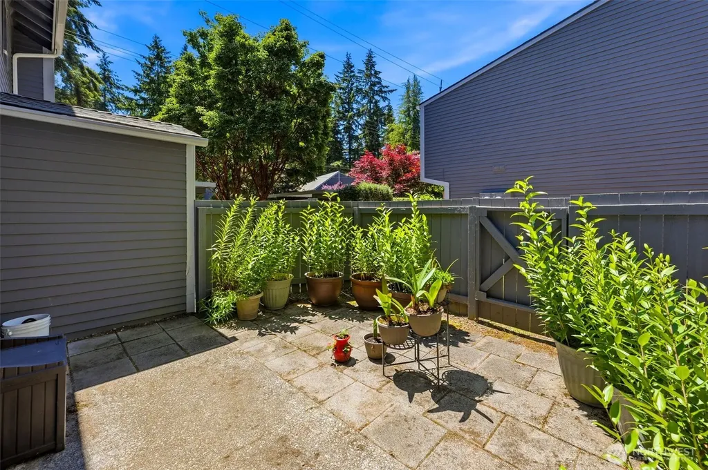 4720 97th Avenue W University Place WA 98466
