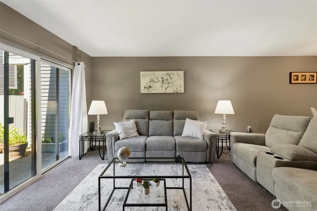 4720 97th Avenue W University Place WA 98466