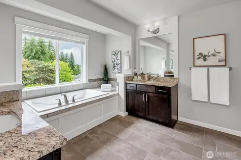 13712 SE 89th Street Newcastle WA 98059