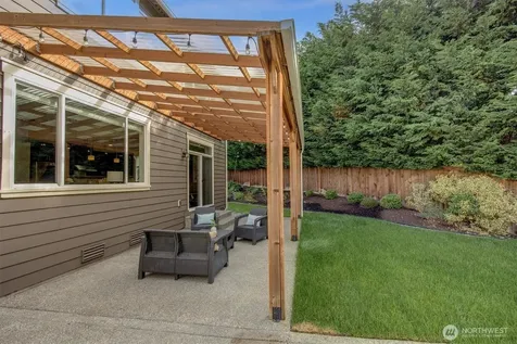 13712 SE 89th Street Newcastle WA 98059