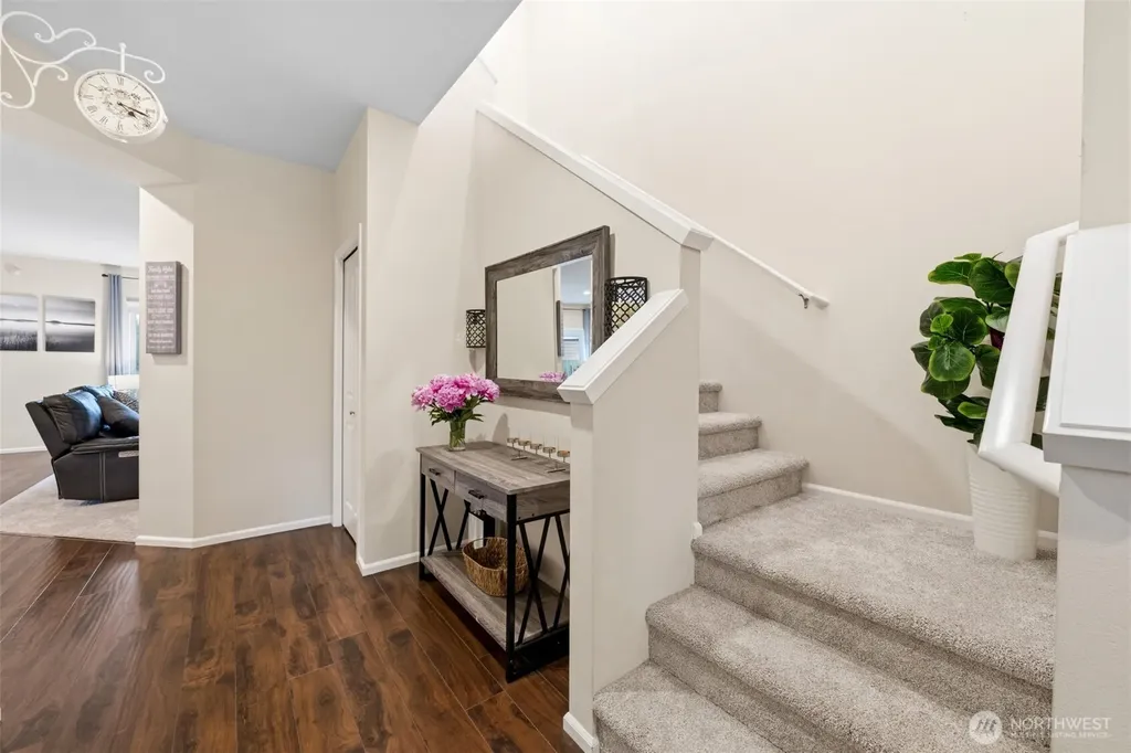 26814 195th Court SE Covington WA 98042