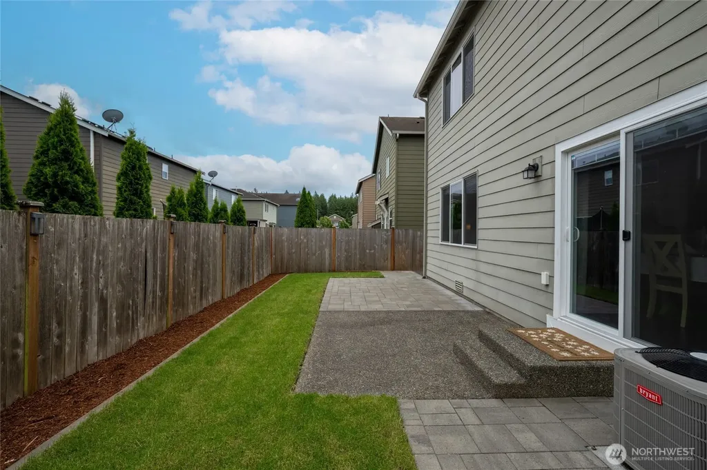26814 195th Court SE Covington WA 98042