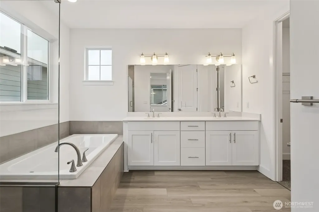 13918 207th Avenue E Bonney Lake WA 98391