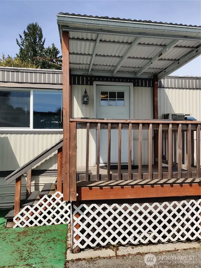 7031 NE 175th Street Kenmore WA 98028