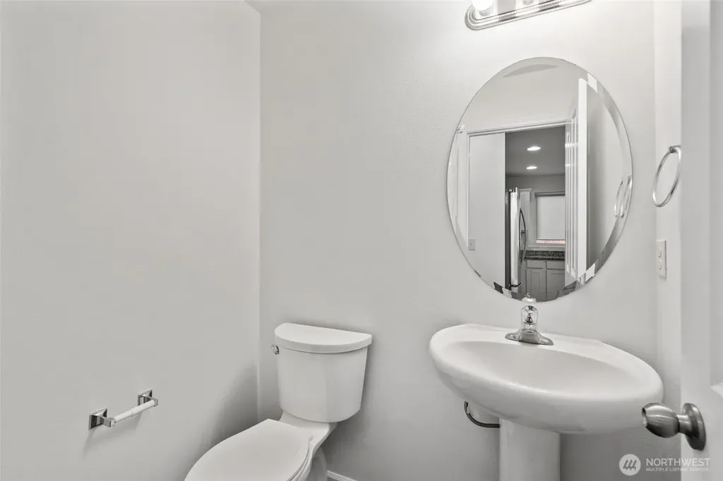 220 NE Tronson Circle Bremerton WA 98311