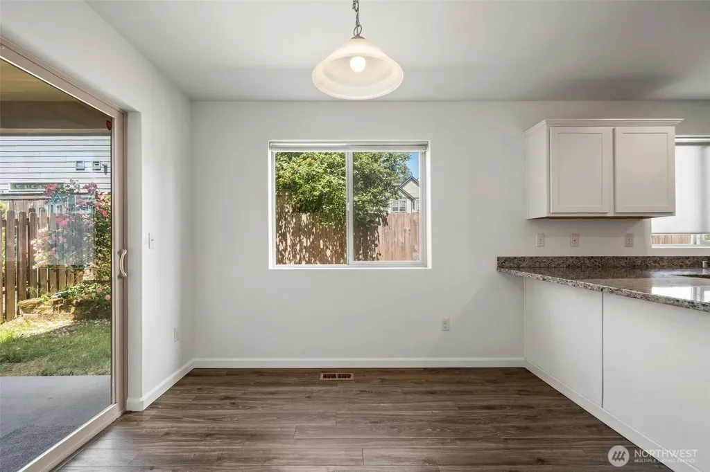220 NE Tronson Circle Bremerton WA 98311