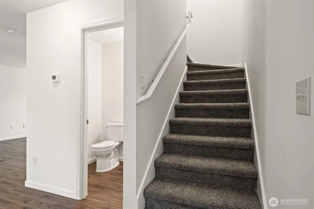 220 NE Tronson Circle Bremerton WA 98311