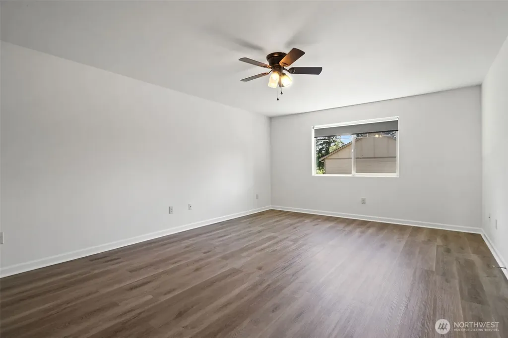 220 NE Tronson Circle Bremerton WA 98311