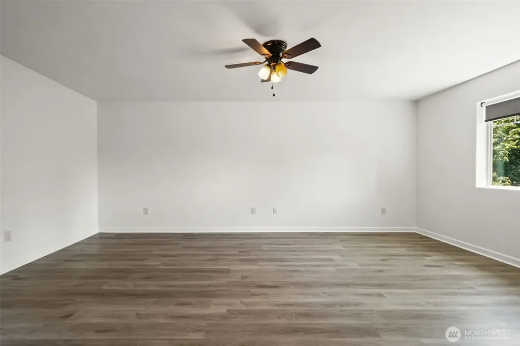 220 NE Tronson Circle Bremerton WA 98311