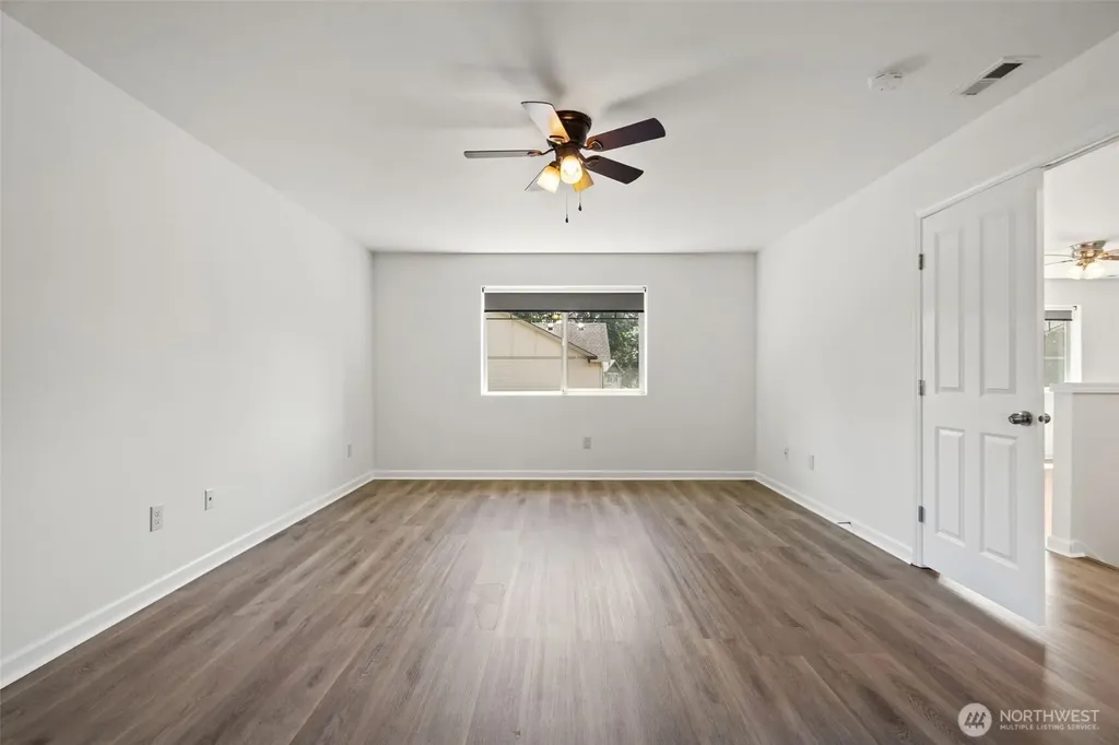 220 NE Tronson Circle Bremerton WA 98311