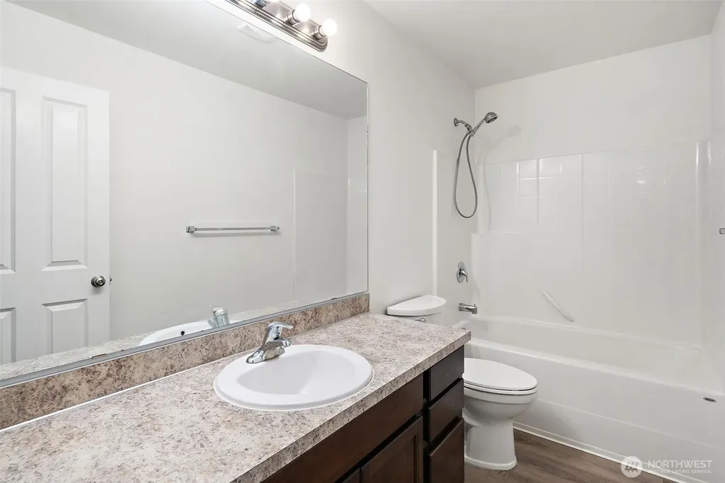 220 NE Tronson Circle Bremerton WA 98311