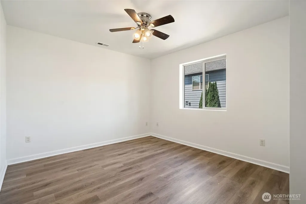 220 NE Tronson Circle Bremerton WA 98311