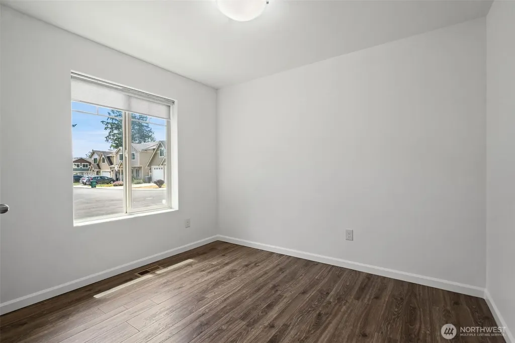 220 NE Tronson Circle Bremerton WA 98311