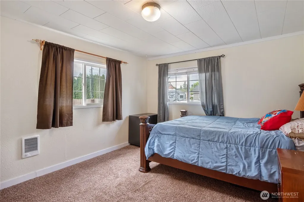 508 4th Avenue SW Castle Rock WA 98611