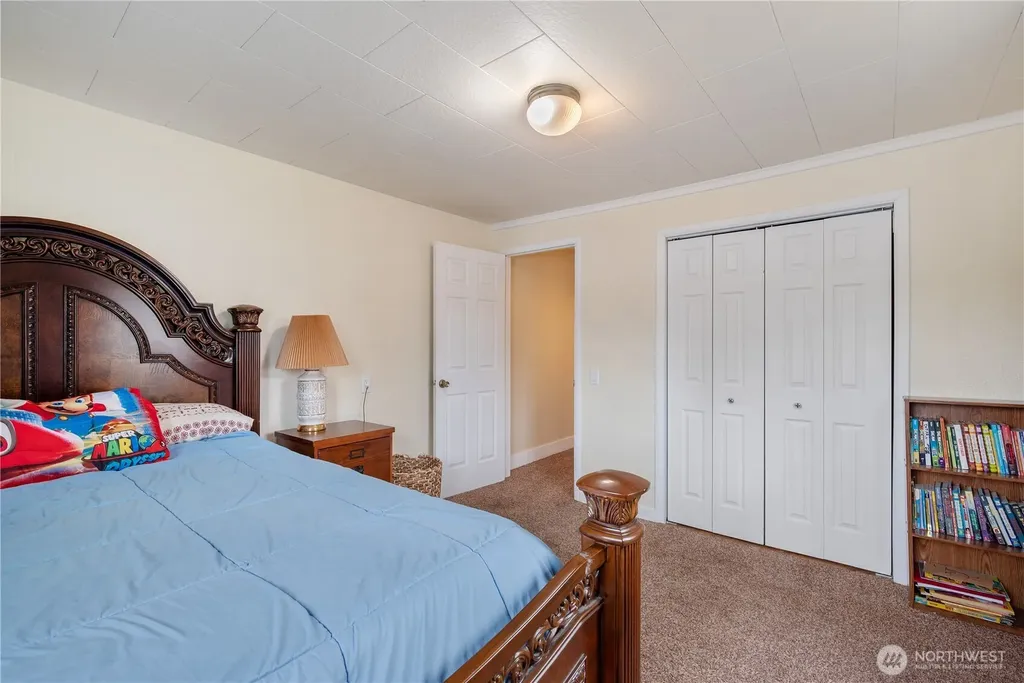 508 4th Avenue SW Castle Rock WA 98611
