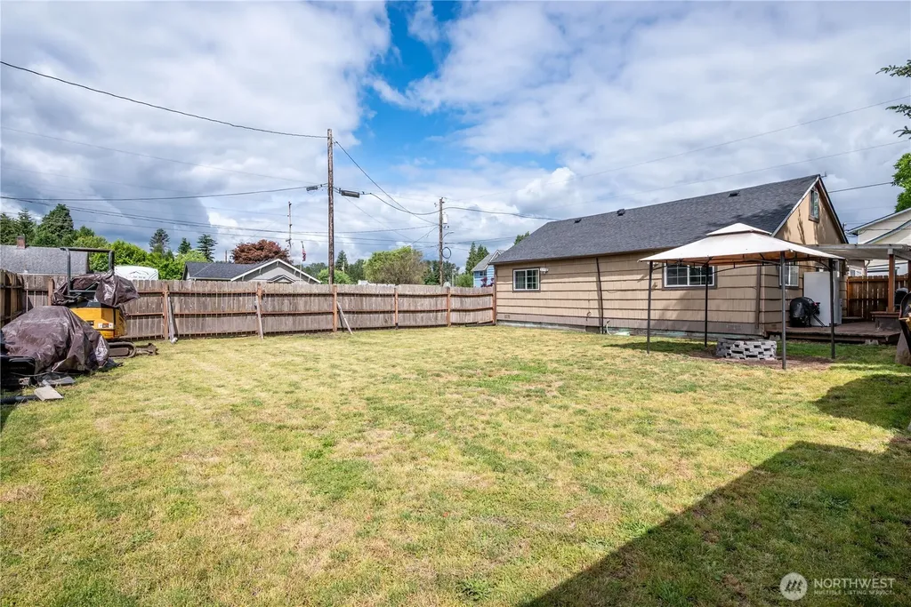 508 4th Avenue SW Castle Rock WA 98611