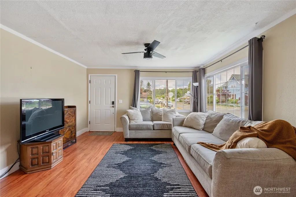 508 4th Avenue SW Castle Rock WA 98611